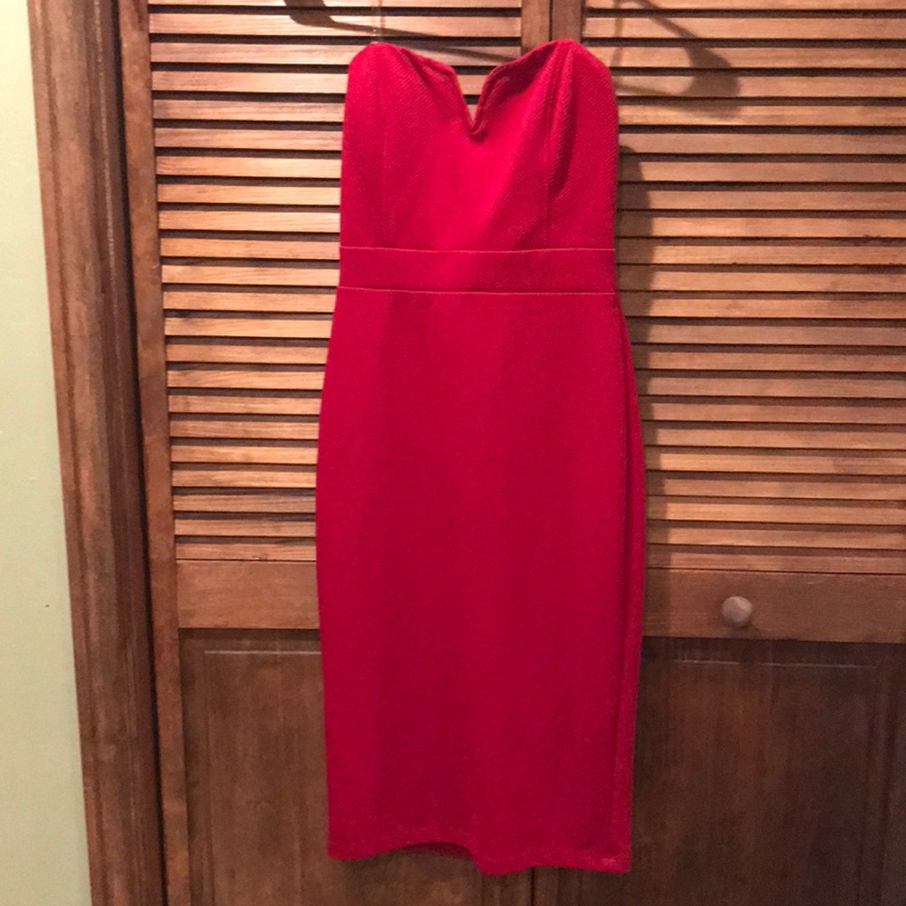 Red party dress